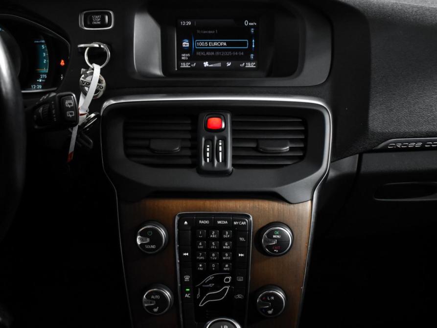 Volvo V40 Cross Country I Санкт-Петербург  - изображение 17