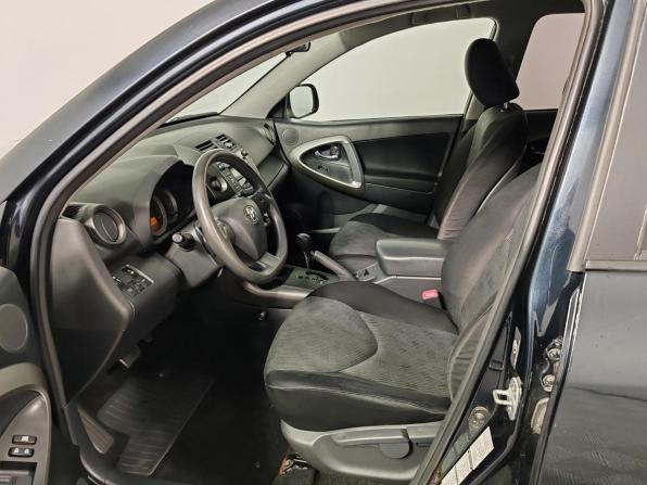 Toyota RAV4 III (XA30) Рестайлинг с пробегом 2011 года, цена 975 000 рублей, 338917 км, внедорожник, Автокод Объявления