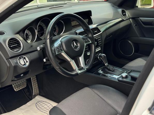 Mercedes-Benz C-Класс III (W204) Рестайлинг с пробегом 2012 года, цена 1 450 000 рублей, 203890 км, седан, Автокод Объявления