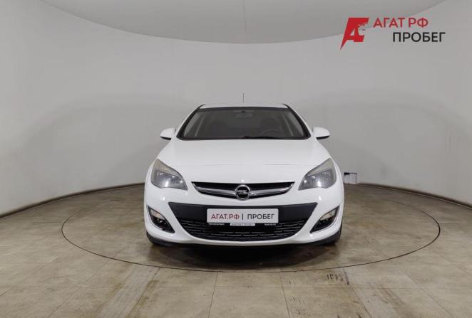 Opel Astra H Рестайлинг с пробегом 2013 года, цена 599 000 рублей, 170351 км, седан, Автокод Объявления