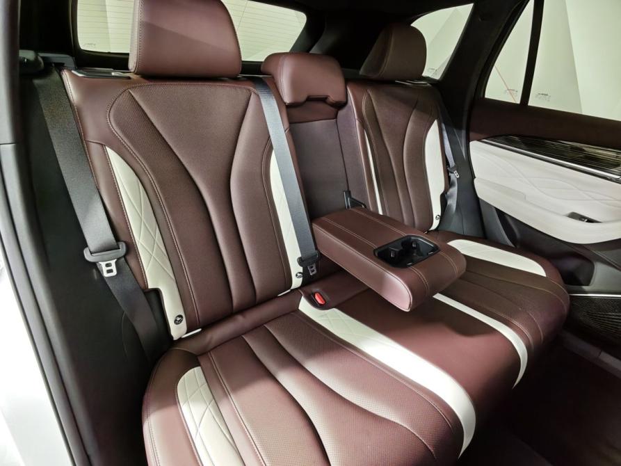 Geely Monjaro I Москва  - изображение 17