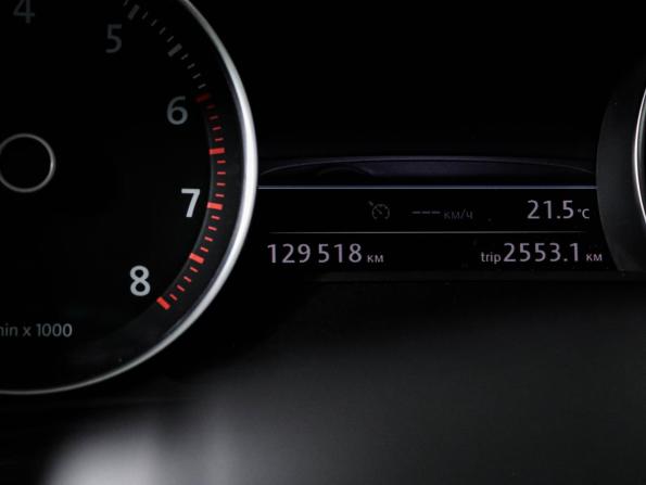 Volkswagen Touareg II Рестайлинг с пробегом 2015 года, цена 2 600 000 рублей, 129206 км, внедорожник, Автокод Объявления