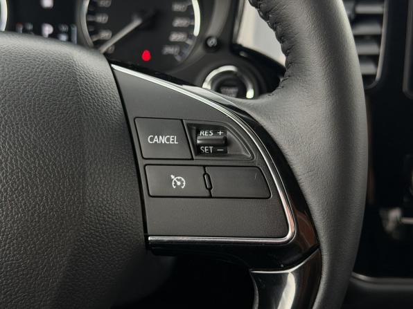 Mitsubishi Outlander III Рестайлинг 3 с пробегом 2020 года, цена 2 550 000 рублей, 46421 км, внедорожник, Автокод Объявления
