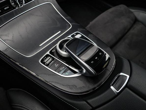 Mercedes-Benz E-Класс V (W213 S213 C238) с пробегом 2020 года, цена 3 570 000 рублей, 88030 км, седан, Автокод Объявления