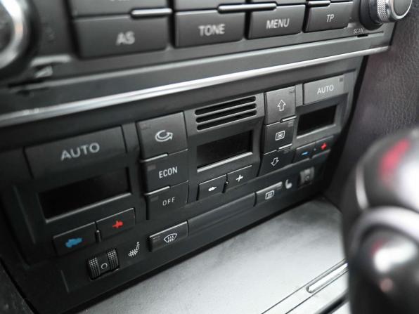 Audi A4 III (B7) с пробегом 2006 года, цена 849 900 рублей, 156000 км, седан, Автокод Объявления