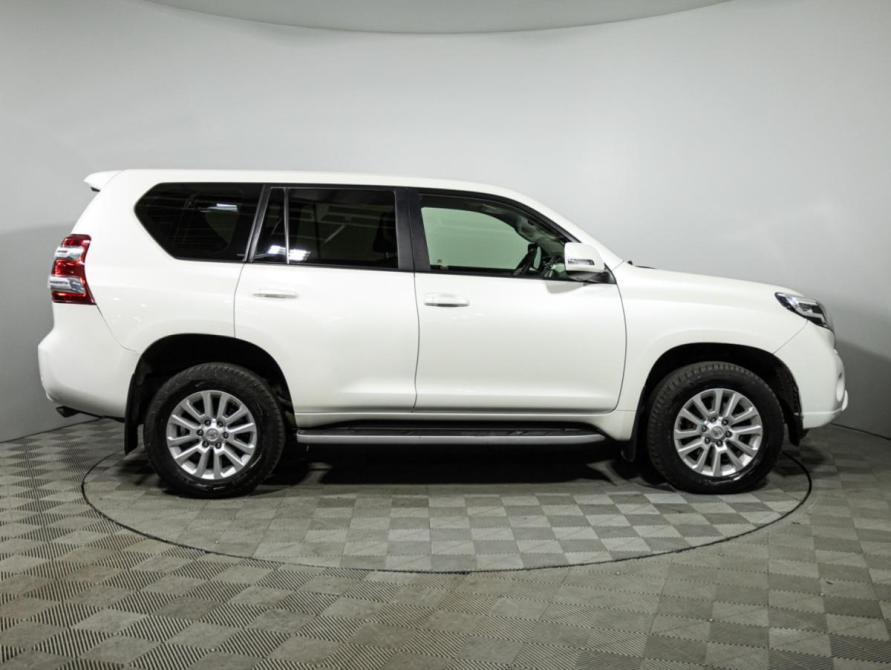 Toyota Land Cruiser Prado 150 Series Рестайлинг 1 Санкт-Петербург  - изображение 4