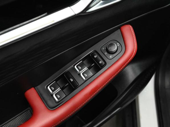 Geely Coolray I Рестайлинг с пробегом 2023 года, цена 2 370 000 рублей, 40625 км, внедорожник, Автокод Объявления