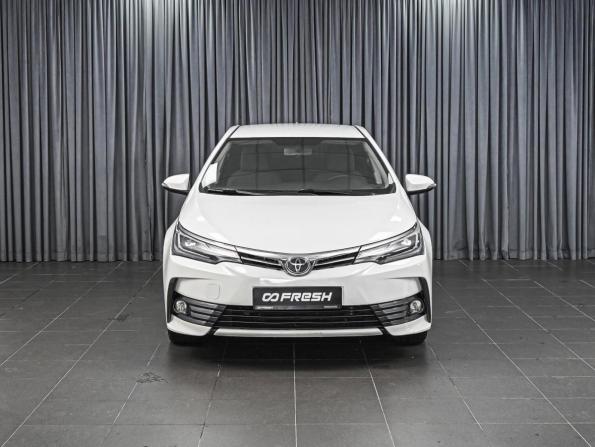 Toyota Corolla XI (E160 E170 E180) Рестайлинг 1 с пробегом 2018 года, цена 1 580 000 рублей, 119277 км, седан, Автокод Объявления