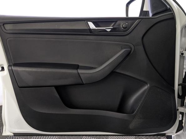 Skoda Rapid II с пробегом 2021 года, цена 1 245 000 рублей, 199346 км, лифтбек, Автокод Объявления