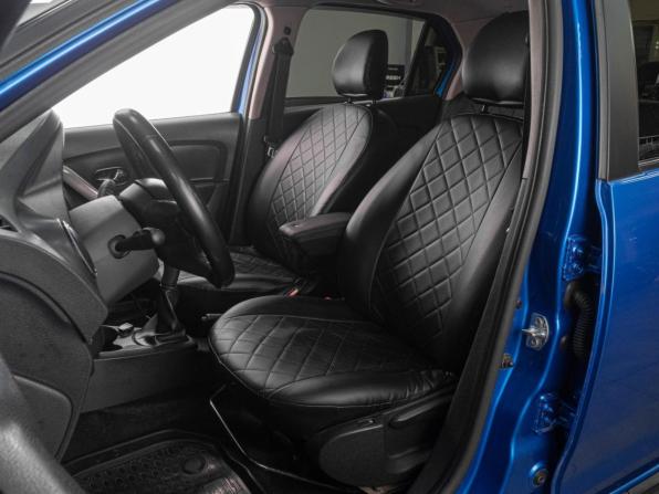 Renault Logan II Рестайлинг с пробегом 2018 года, цена 699 000 рублей, 302009 км, седан, Автокод Объявления