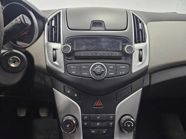 Chevrolet Cruze I Рестайлинг с пробегом 2013 года, цена 648 000 рублей, 191845 км, хэтчбек, Автокод Объявления