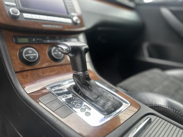 Volkswagen Passat B6 с пробегом 2005 года, цена 379 990 рублей, 270900 км, седан, Автокод Объявления