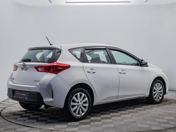 Toyota Auris II с пробегом 2013 года, цена 1 070 000 рублей, 158921 км, хэтчбек, Автокод Объявления