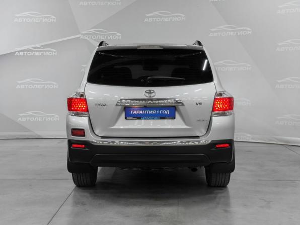 Toyota Highlander II (XU40) Рестайлинг с пробегом 2011 года, цена 1 999 000 рублей, 186179 км, внедорожник, Автокод Объявления
