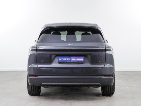 Li Auto (Lixiang) L7 I Рестайлинг с пробегом 2025 года, цена 8 399 050 рублей, 93 км, внедорожник, Автокод Объявления
