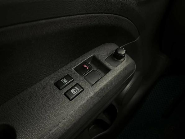 Suzuki Splash I Рестайлинг с пробегом 2013 года, цена 699 000 рублей, 103735 км, хэтчбек, Автокод Объявления