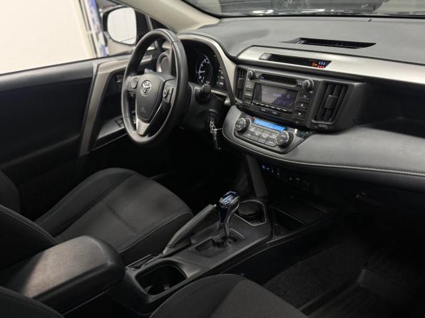Toyota RAV4 IV (XA40) Рестайлинг с пробегом 2018 года, цена 2 720 000 рублей, 73466 км, внедорожник, Автокод Объявления