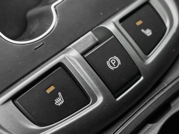 Chevrolet Captiva I Рестайлинг 2 с пробегом 2014 года, цена 1 350 000 рублей, 179670 км, внедорожник, Автокод Объявления