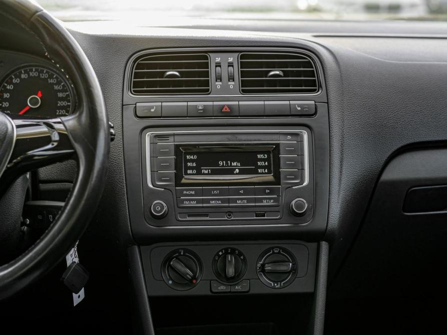 Volkswagen Polo V Рестайлинг Санкт-Петербург  - изображение 7