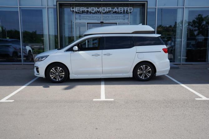 Kia Carnival III с пробегом 2018 года, цена 2 999 000 рублей, 92464 км, минивэн, Автокод Объявления