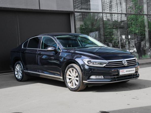Volkswagen Passat B8 с пробегом 2015 года, цена 1 599 000 рублей, 174617 км, седан, Автокод Объявления