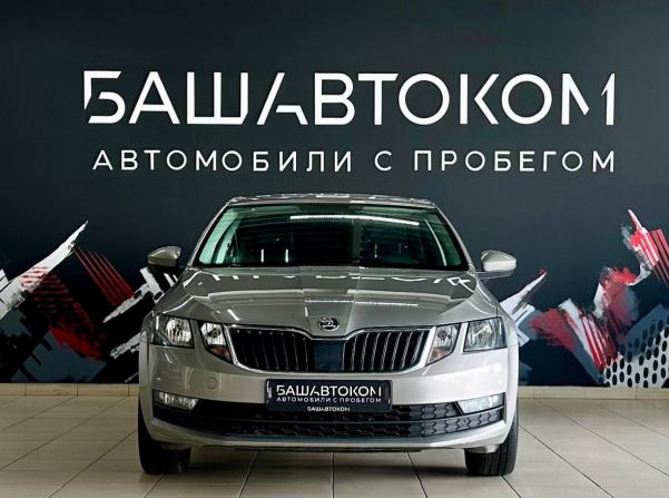 Skoda Octavia III (A7) Рестайлинг с пробегом 2019 года, цена 1 550 000 рублей, 139920 км, лифтбек, Автокод Объявления