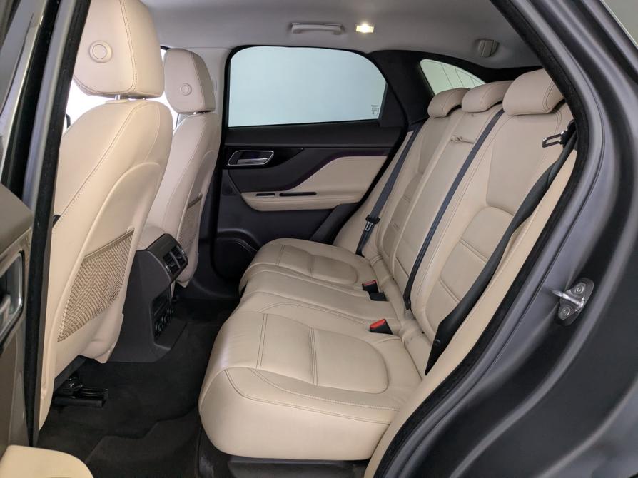 Jaguar F-Pace I Москва  - изображение 11