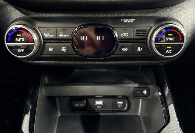 Kia Soul III Рестайлинг с пробегом 2023 года, цена 3 120 000 рублей, 7747 км, хэтчбек, Автокод Объявления