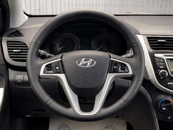 Hyundai Solaris I с пробегом 2011 года, цена 717 000 рублей, 191393 км, хэтчбек, Автокод Объявления
