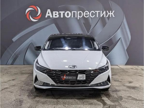 Hyundai Elantra VII (CN7) с пробегом 2023 года, цена 1 945 000 рублей, 25183 км, седан, Автокод Объявления