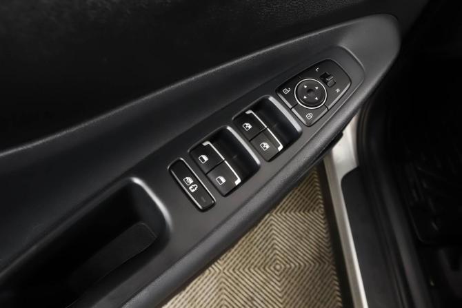 Hyundai Santa Fe IV Рестайлинг с пробегом 2021 года, цена 3 699 000 рублей, 51000 км, внедорожник, Автокод Объявления