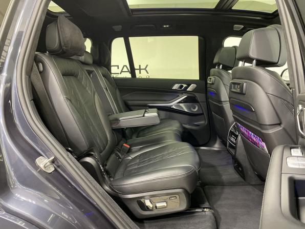 BMW X7 I (G07) с пробегом 2019 года, цена 7 400 000 рублей, 135000 км, внедорожник, Автокод Объявления