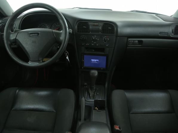 Volvo V40 I Рестайлинг с пробегом 2003 года, цена 288 000 рублей, 242000 км, универсал, Автокод Объявления