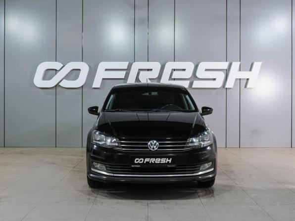 Volkswagen Polo V Рестайлинг с пробегом 2018 года, цена 1 429 000 рублей, 98310 км, седан, Автокод Объявления