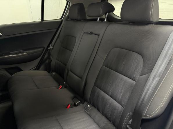 Kia Sportage IV с пробегом 2018 года, цена 1 750 000 рублей, 162000 км, внедорожник, Автокод Объявления