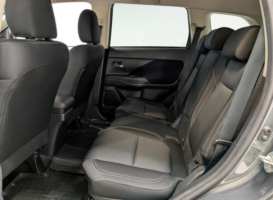 Mitsubishi Outlander III Рестайлинг 3 Санкт-Петербург  - изображение 12