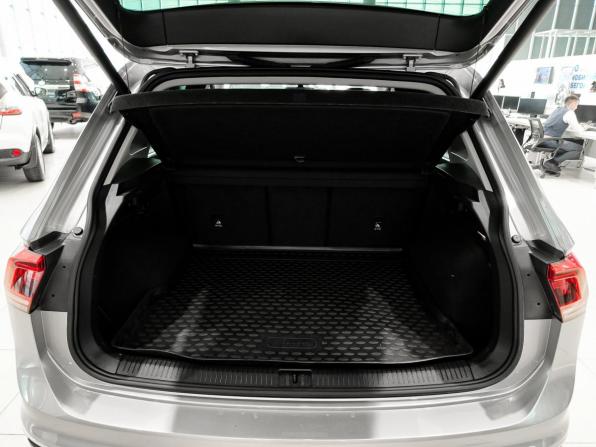Volkswagen Tiguan II с пробегом 2018 года, цена 2 930 000 рублей, 62768 км, внедорожник, Автокод Объявления