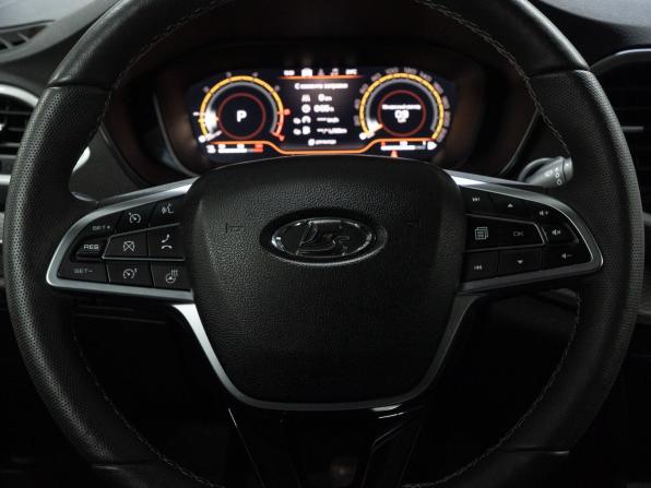 Lada (ВАЗ) Vesta I Рестайлинг (NG) с пробегом 2024 года, цена 1 350 000 рублей, 30139 км, универсал, Автокод Объявления