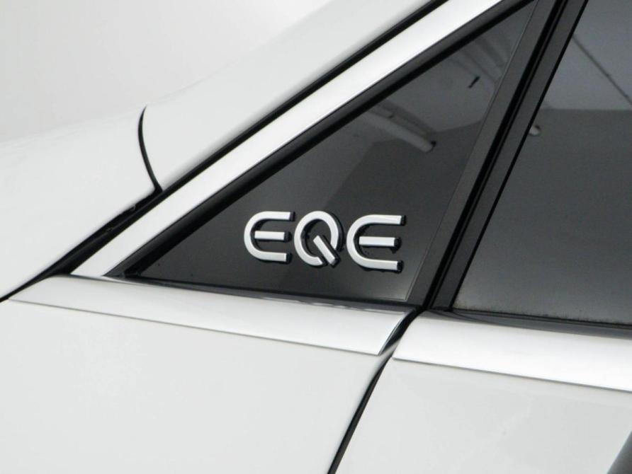 Mercedes-Benz EQE SUV Москва  - изображение 7