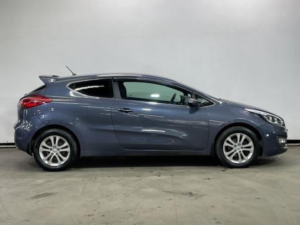 Kia Ceed II с пробегом 2013 года, цена 1 230 000 рублей, 63924 км, хэтчбек, Автокод Объявления