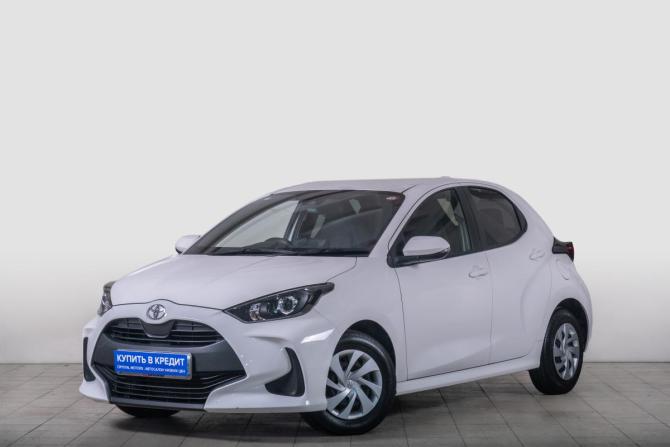 Toyota Yaris IV с пробегом 2020 года, цена 1 199 000 рублей, 70000 км, хэтчбек, Автокод Объявления