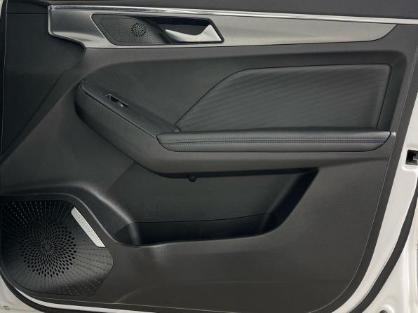 Haval Jolion I Рестайлинг с пробегом 2024 года, цена 2 150 000 рублей, 27878 км, внедорожник, Автокод Объявления