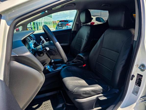 Kia Ceed II Рестайлинг с пробегом 2018 года, цена 1 357 000 рублей, 86000 км, хэтчбек, Автокод Объявления