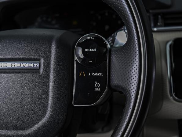 Land Rover Range Rover Velar I с пробегом 2018 года, цена 4 770 000 рублей, 67507 км, внедорожник, Автокод Объявления