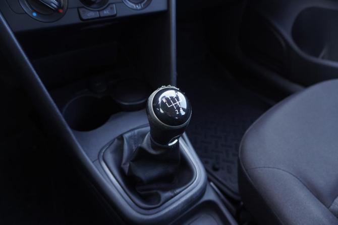 Volkswagen Polo V Рестайлинг с пробегом 2018 года, цена 849 000 рублей, 245992 км, седан, Автокод Объявления