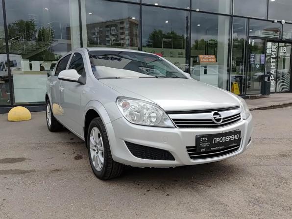 Opel Astra H Рестайлинг с пробегом 2013 года, цена 620 000 рублей, 132896 км, хэтчбек, Автокод Объявления