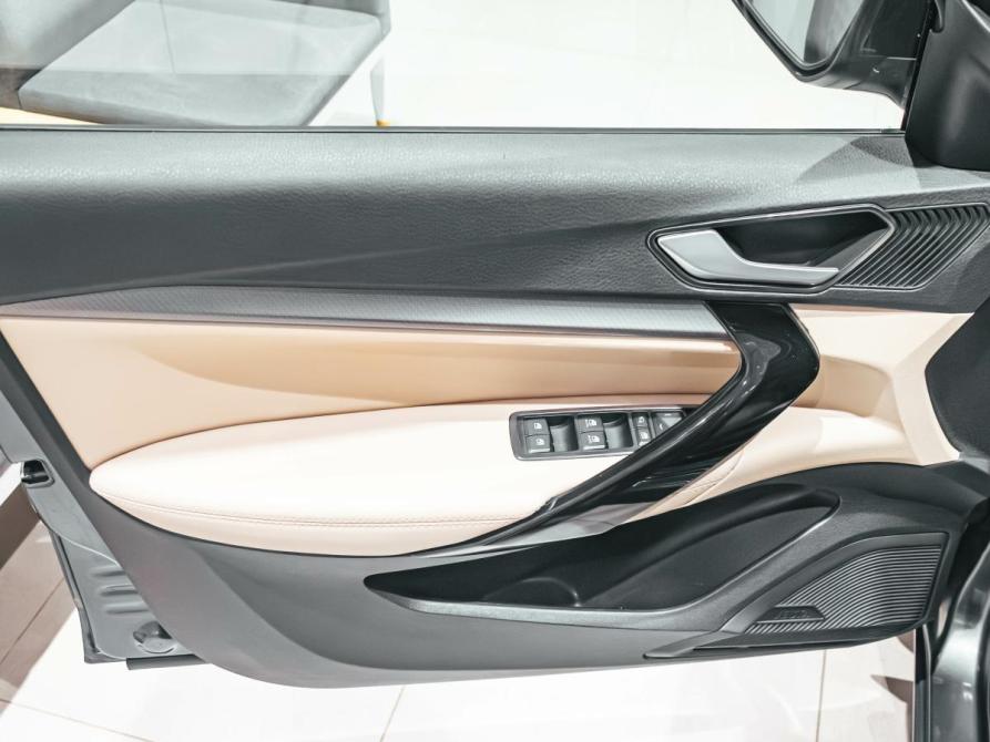 Lada (ВАЗ) Vesta I Рестайлинг (NG) Екатеринбург  - изображение 13