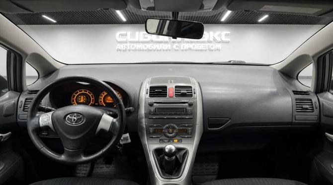 Toyota Auris I с пробегом 2009 года, цена 710 000 рублей, 230000 км, хэтчбек, Автокод Объявления