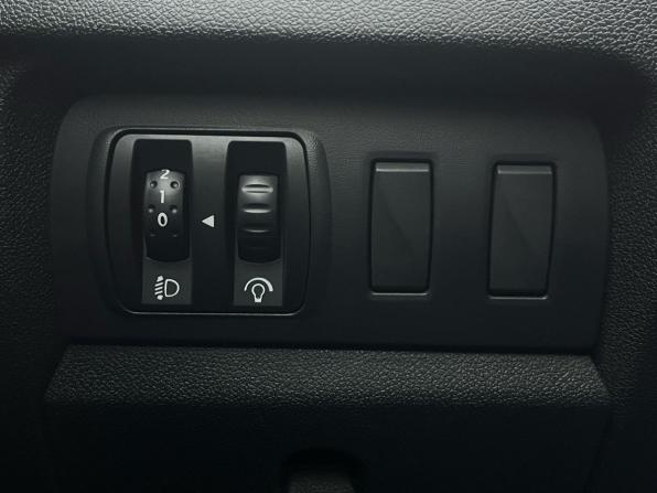 Renault Fluence I Рестайлинг с пробегом 2013 года, цена 740 000 рублей, 150203 км, седан, Автокод Объявления