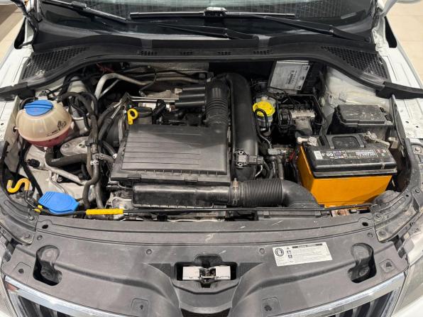 Skoda Rapid I с пробегом 2015 года, цена 896 049 рублей, 155825 км, лифтбек, Автокод Объявления